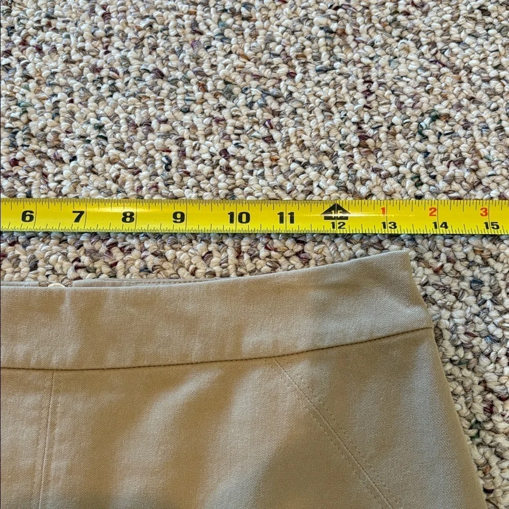 Ann Taylor Tan Pencil Skirt. Size 0